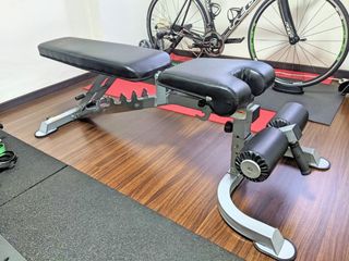 Reebok Tone Trainer Adjustable Weight Bench Sports Equipment