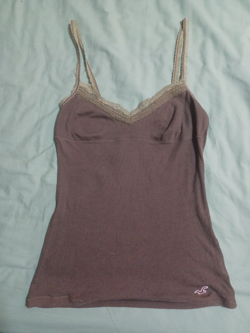 Vintage hollister lace cami, Women's Fashion, Tops, Sleeveless on Carousell