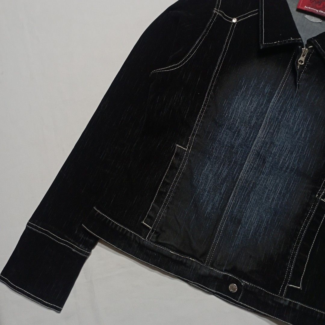 Y2K JOHNNY BLAZE DENIM JACKET (Category: Coats, Jackets and Outerwear) located in Bacolod City. Submitted by the.finest (Listing ID 1289137727, Image 3). Description: Johnny Blaze Y2k Demin Jacket Width: 18 Length: 21 Condition: 9.5/10 Zip: Ykk Buttons: Johnny Blaze Flame 1,000+shipping fee.