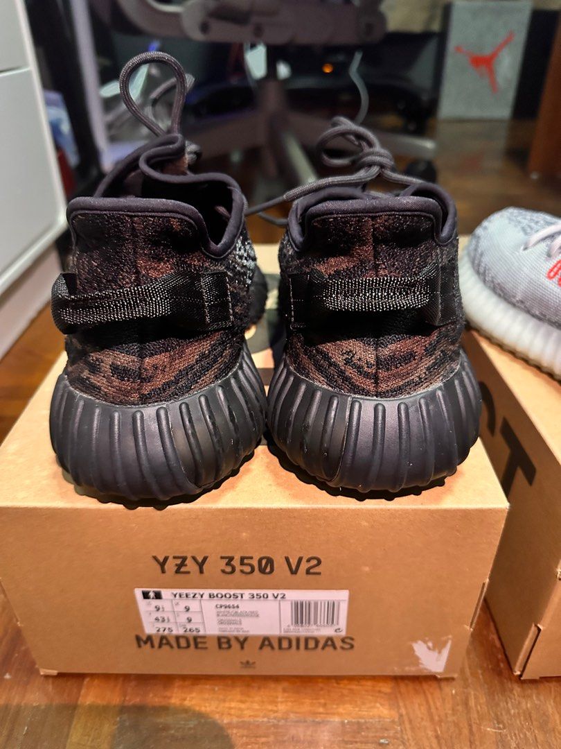 Yeezy blue tint 9.5 sale