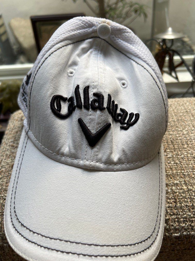 100% AUTHENTIC CALLAWAY WHITE CAP! ONE SIZE FITS ALL! (Category: Caps & Hats) located in Mandaluyong City. Submitted by declutteringmylife101 (Listing ID 1289283122, Image 1). Description: 100% AUTHENTIC CALLAWAY WHITE CAP! ONE SIZE FITS ALL! *minor stain on top of the cap but can definitely be washed off! .