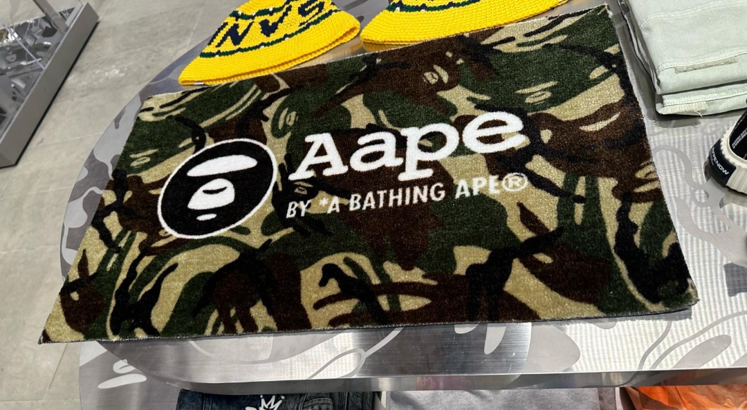 APE BAPE KAWS RAG MAT CAMO 迷彩 ラグマット STA Aape 迷彩地氈Camo