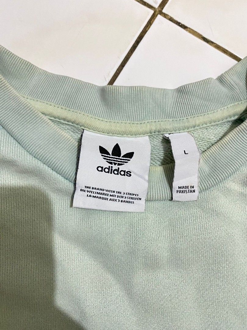 Adidas big logo crewneck ijo sage