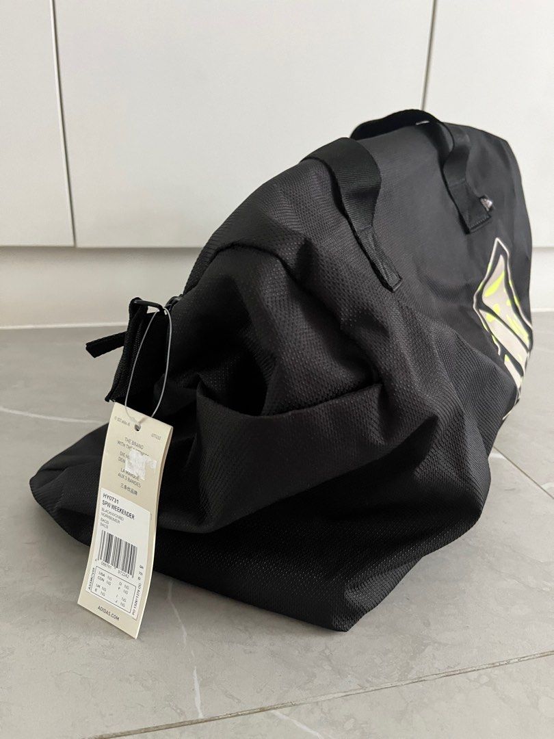 Weekender gym bag top