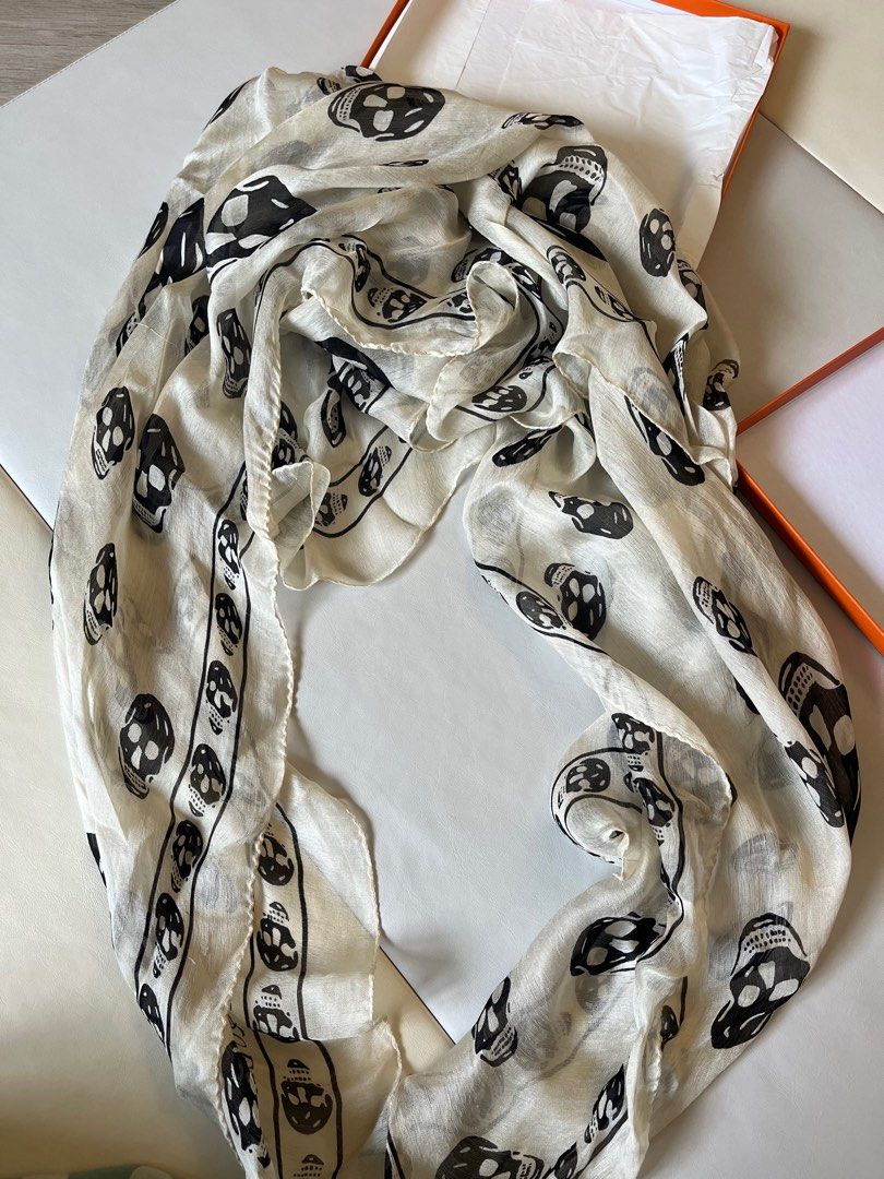 Alexander McQueen Skull Printed Scarf Carousell
