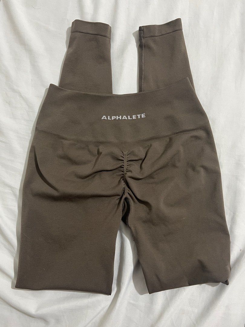 Alphalete Amplify Legging in Midnight, Women's Fashion, Activewear on  Carousell