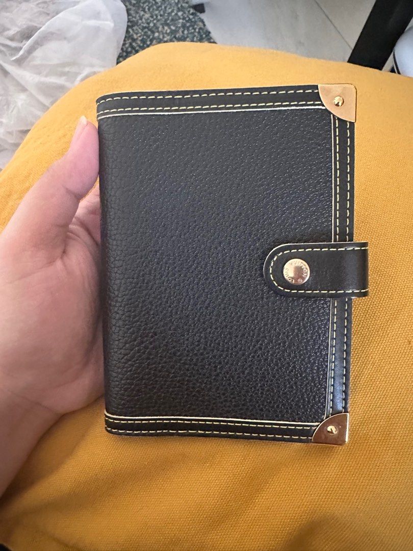 Authentic Louis Vuitton Suhali PM Size Agenda (Category: Luxury Bags & Wallets) located in Rizal. Submitted by SummerPeaCloset (Listing ID 1289425574, Image 1). Description: Authentic Louis Vuitton Suhali PM Size Agenda With dustbag Selling low .