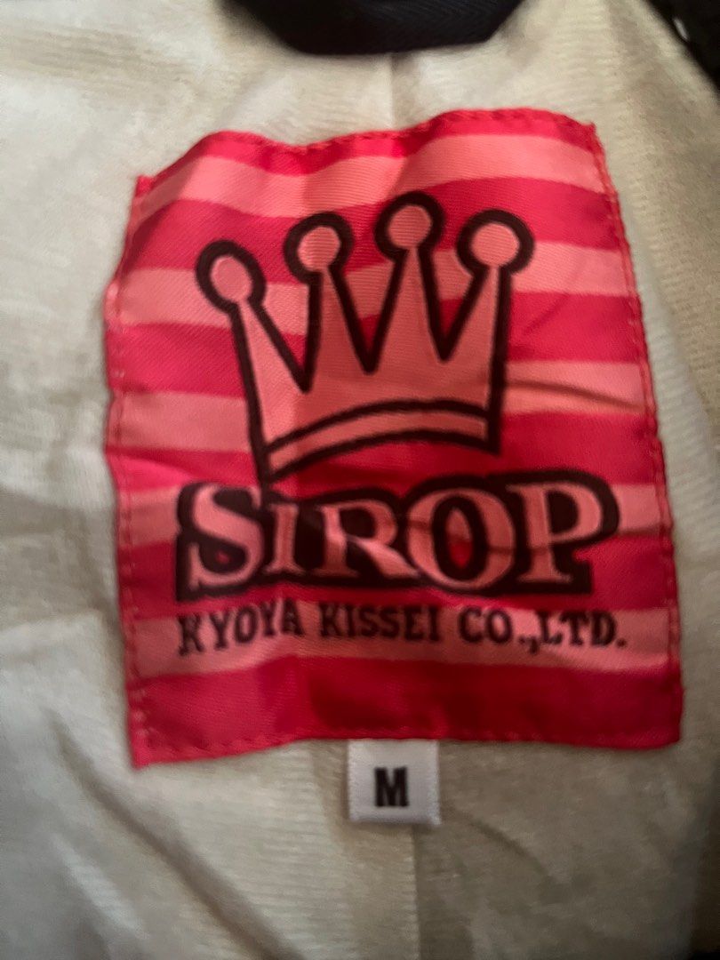 Big size Women’s Pants (Category: Other Bottoms) located in San Pedro. Submitted by cayerms (Listing ID 1289273309, Image 3). Description: Brand : sirop Waist - 29 - 38 adjustable Length - 37 4 pockets No flaw .