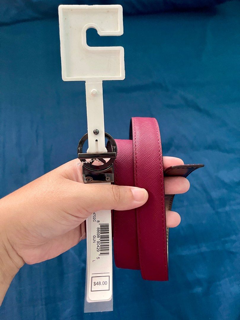 BN/Unused MK reversible belt (Category: Belts) located in Cainta. Submitted by jdcmd (Listing ID 1289320369, Image 2). Description: BN/Unused US bought Reversible Size L on Tag RFS: not using SF co buyer via lalamove, grab or lbc only Payment first basis Gcash or bank From Cainta.