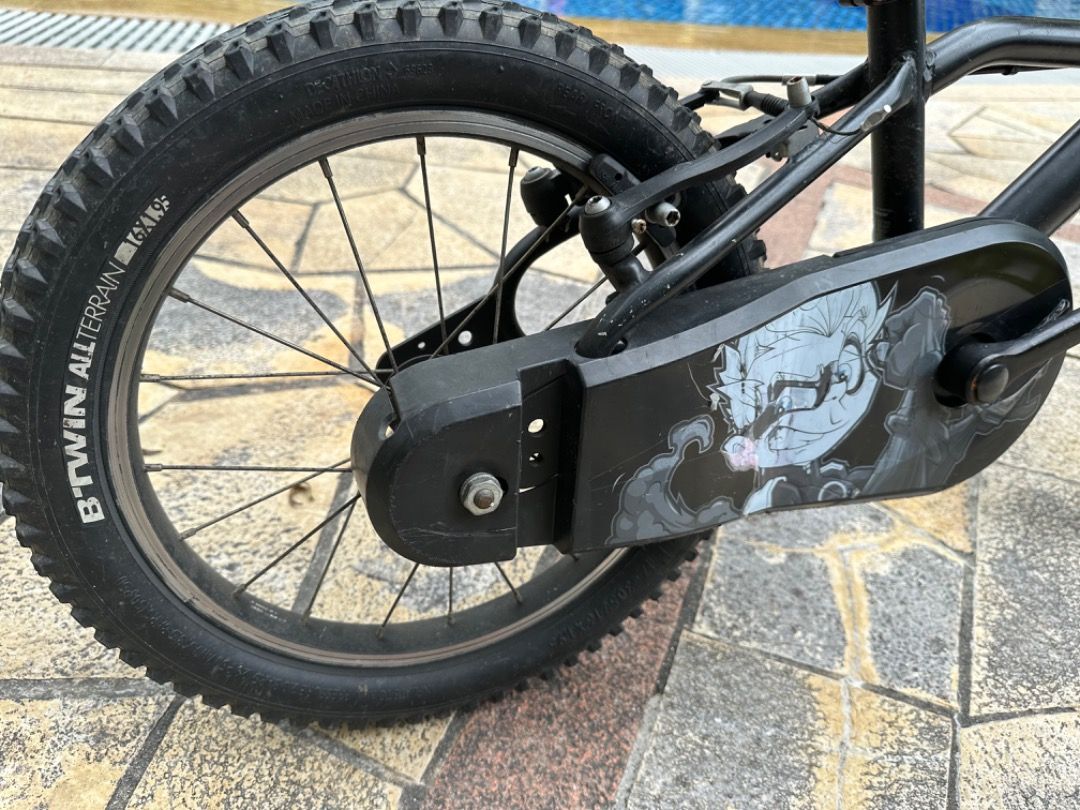 Decathlon dark hero 2025 500