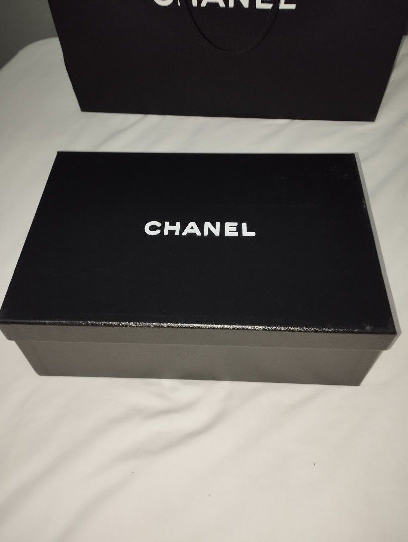 CHANEL sandals box, Luxury, Accessories on Carousell