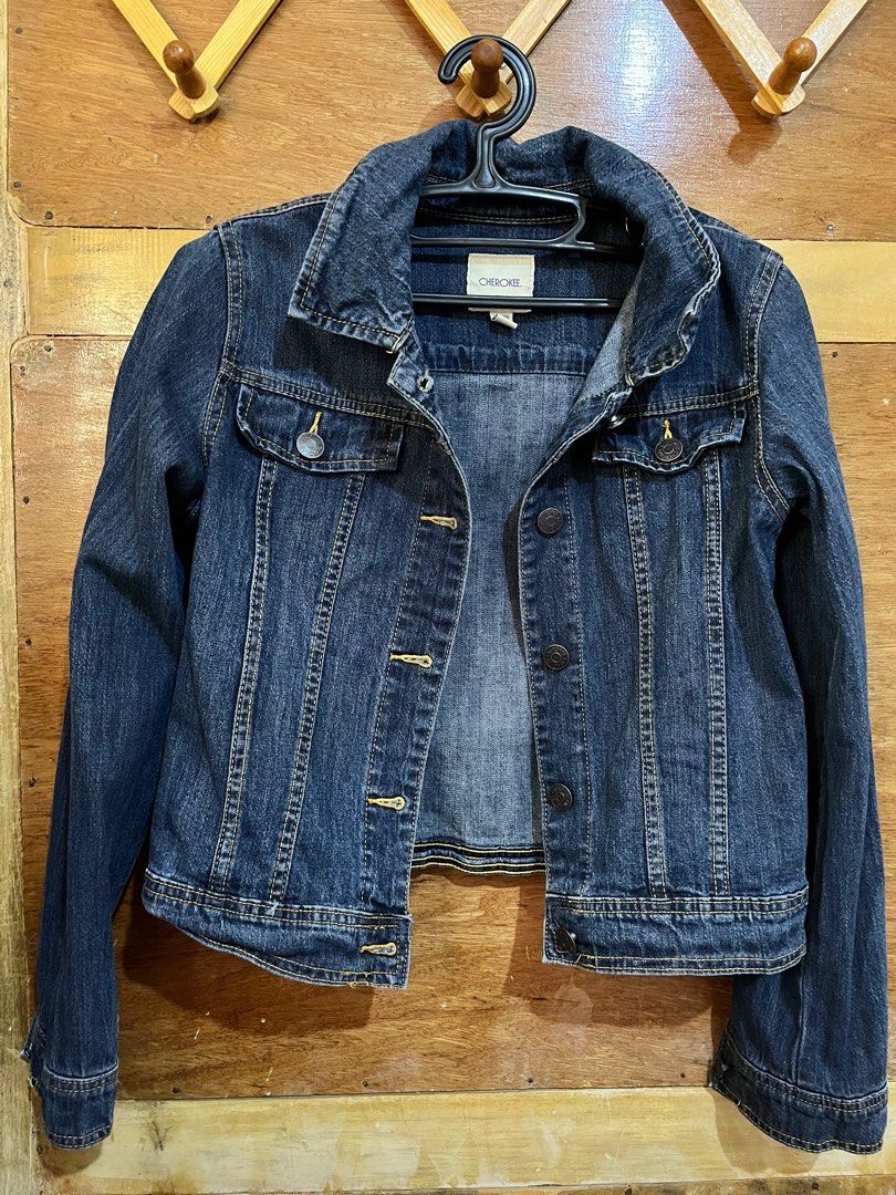 Cherokee Denim Jacket (Category: Coats, Jackets and Outerwear) located in Bayombong. Submitted by rnjadee (Listing ID 1289308678, Image 1). Description: Denim jacket XL on tag Can fit up to Large.
