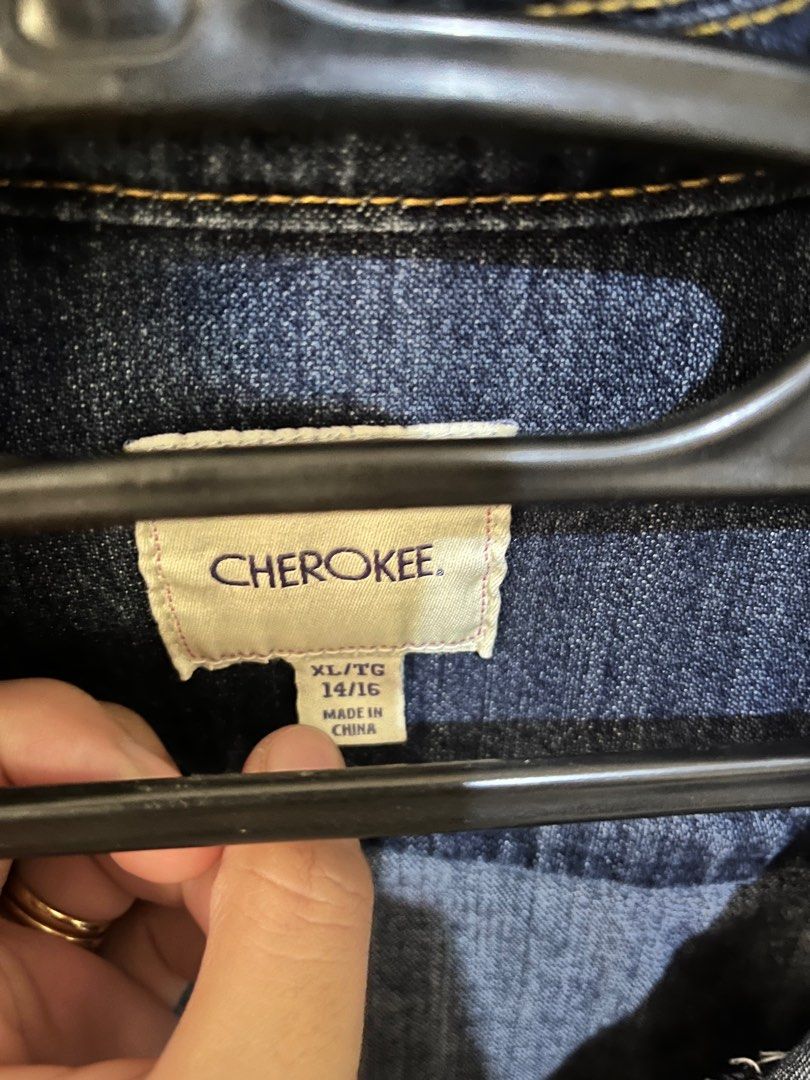 Cherokee Denim Jacket (Category: Coats, Jackets and Outerwear) located in Bayombong. Submitted by rnjadee (Listing ID 1289308678, Image 2). Description: Denim jacket XL on tag Can fit up to Large.