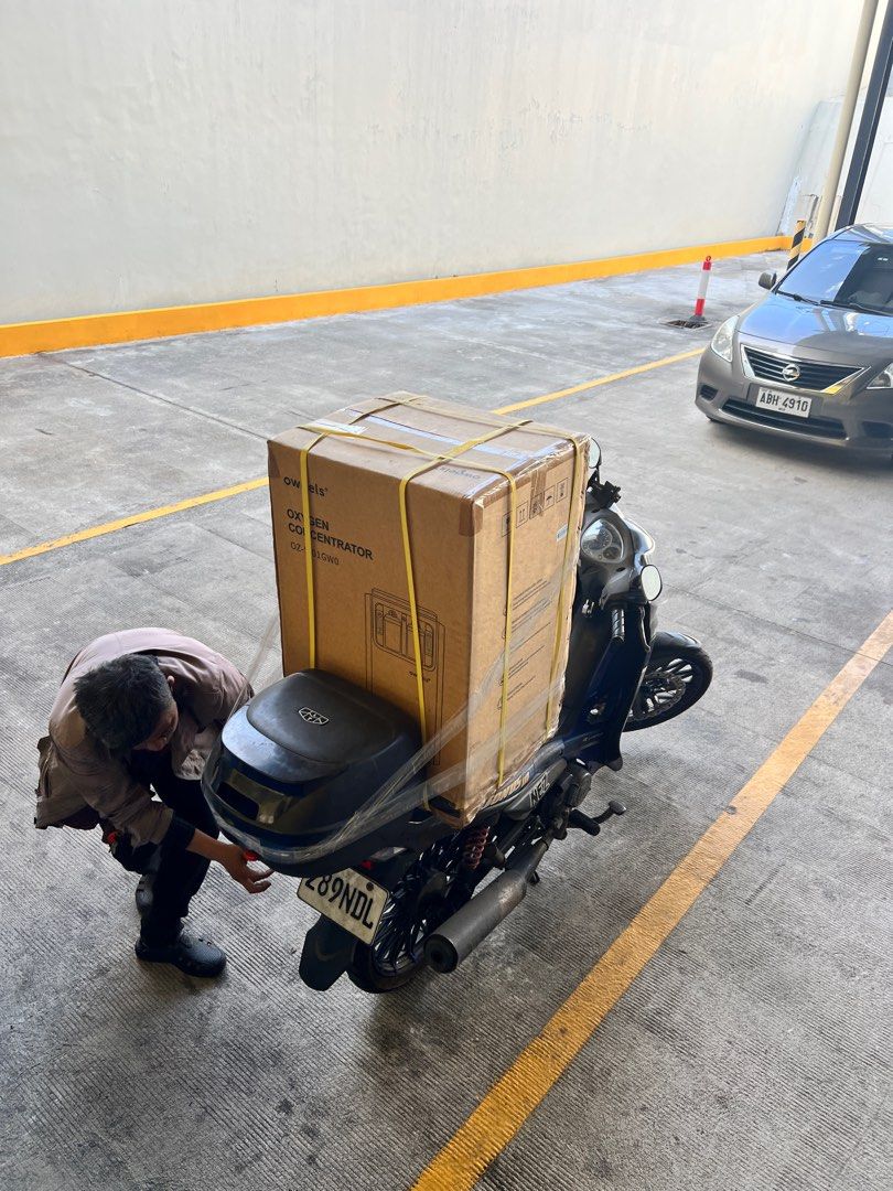 Closing out sale Owgels Oxygen Concentrator (Category: Medical Supplies & Tools) located in Makati City. Submitted by zcount23 (Listing ID 1289379576, Image 2). Description: BODEGA SALE🔥 BRAND NEW OXYGEN CONCENTRATOR (Unopened Box) Limited Stocks Only! Medical Grade Owgels 5L Oxygen Concentrator ₱18,000.00 Owgels 10L Oxygen Concentrator ₱32,000.00 Generic 5L Oxygen Concentrator ₱10,000.00.