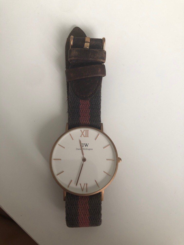 Daniel wellington vintage top