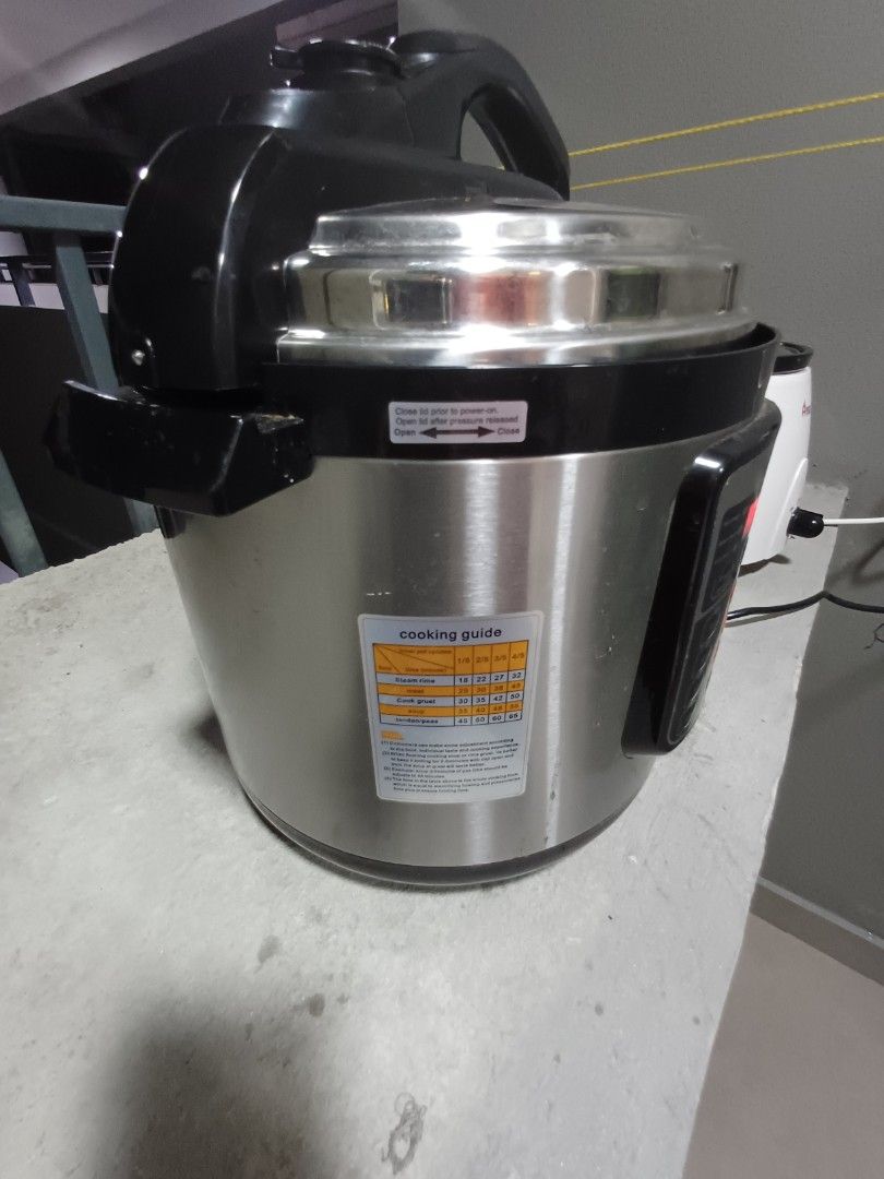 Dessini Italy Pressure Cooker 6.0 L TV Home Appliances Kitchen