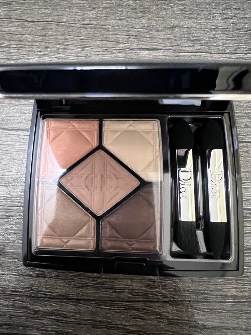 Dior Eyeshadow 647