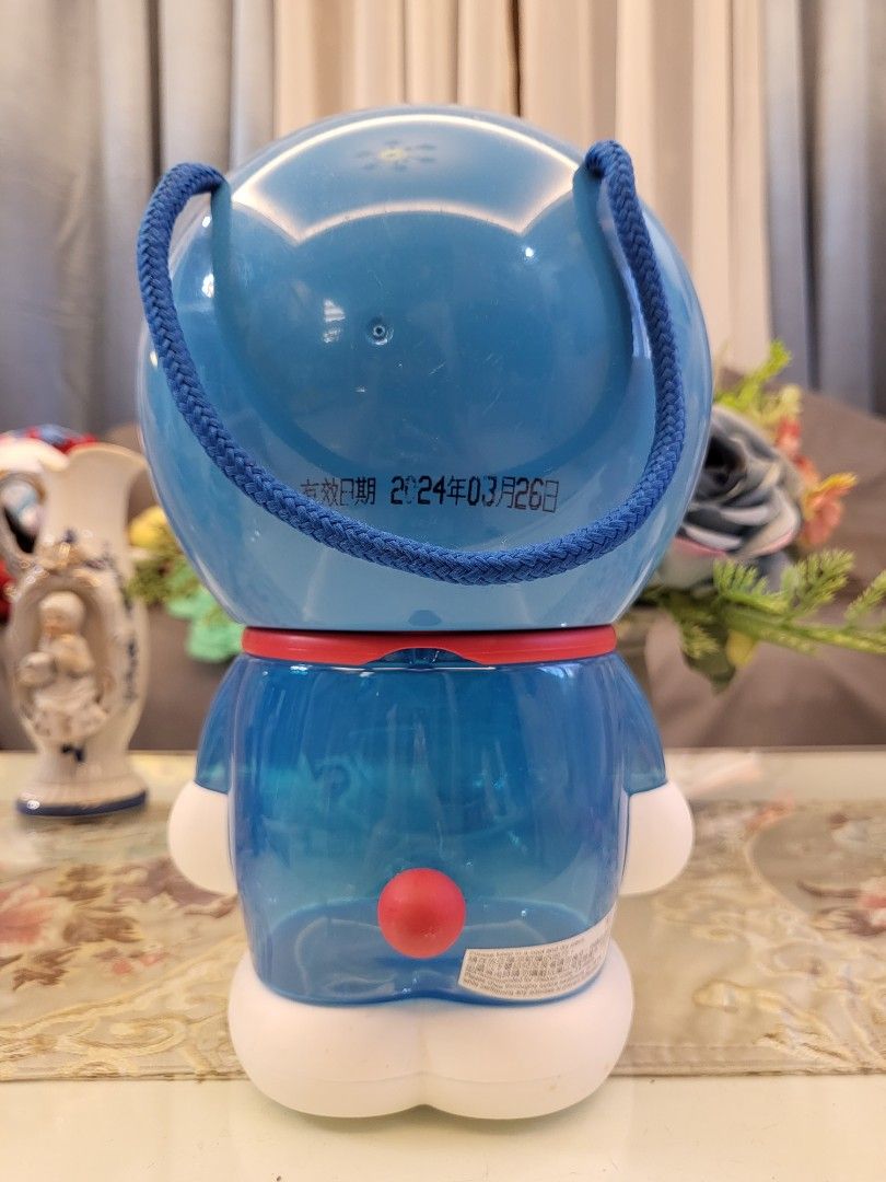 Doraemon Large Plastic Coin Bank w/ Strap (Category: Character Goods) located in San Fernando. Submitted by jpmarketplace2023 (Listing ID 1289365271, Image 2). Description: 💚 All items are authentic from Japan. 💛 MOP: GCash (❌️ GCash Protect) 🩵 MOD: LBC only (❌️ S. Checkout, COD, COP) 💙 Meet-up: Vista Mall, San Fernando, Pampanga 💜 All items are on-hand. 🧡 First to pay gets the item first. ❤️ Breakable items are packed with care and caution