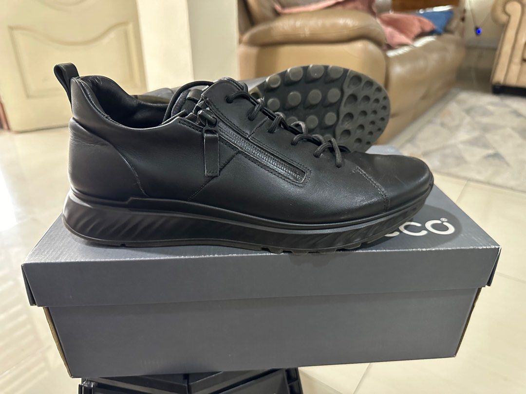 Ecco ST1 M leather Sneakers