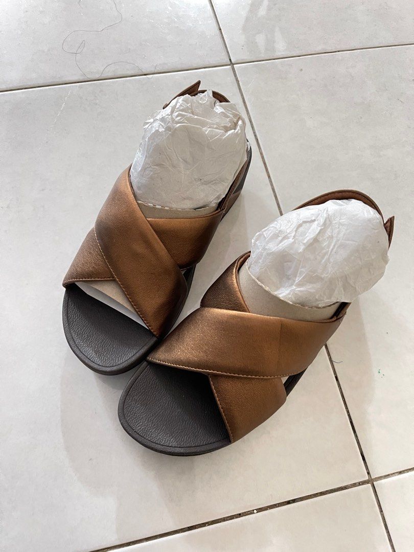 Crocs lulu on sale