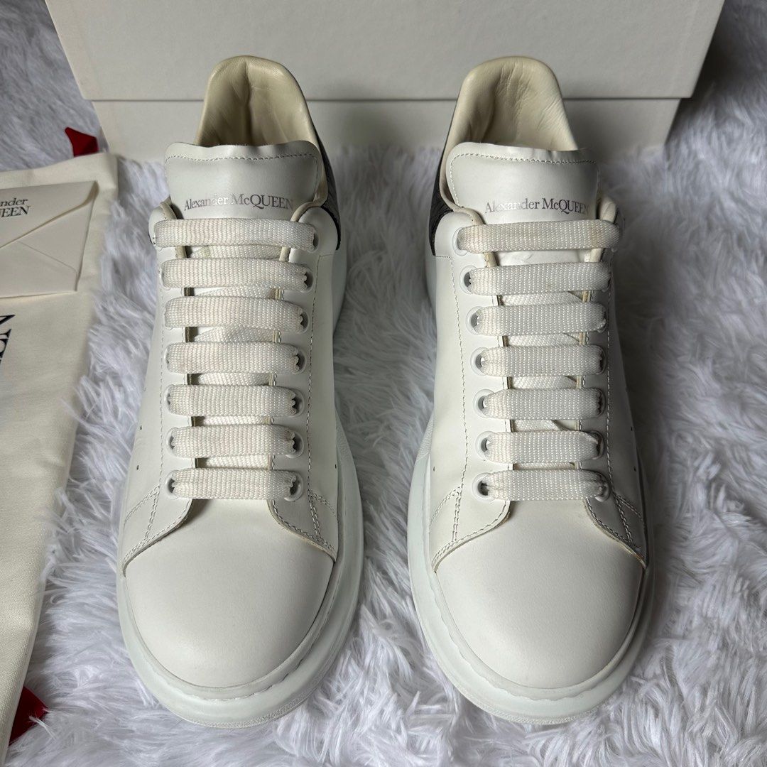 Alexander best sale mcqueen sne