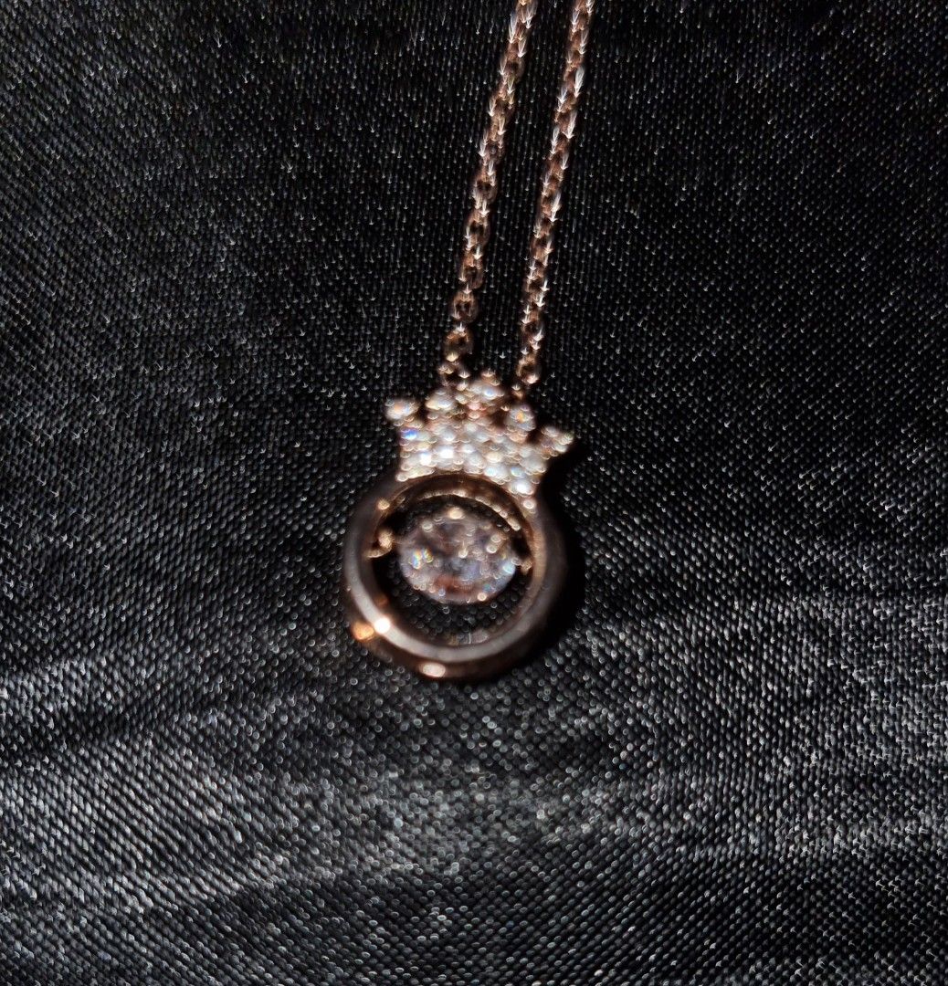 Dancing discount stone necklace