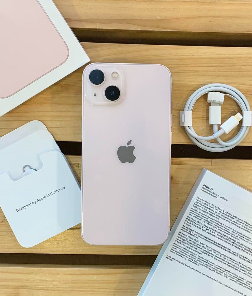 Apple iPhone 13 256GB Pink Full Set w/ Box #D90, Mobile Phones