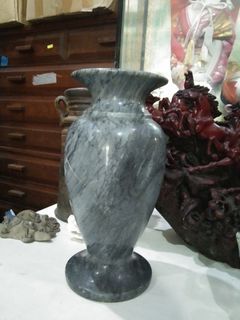 Japan  marble vase