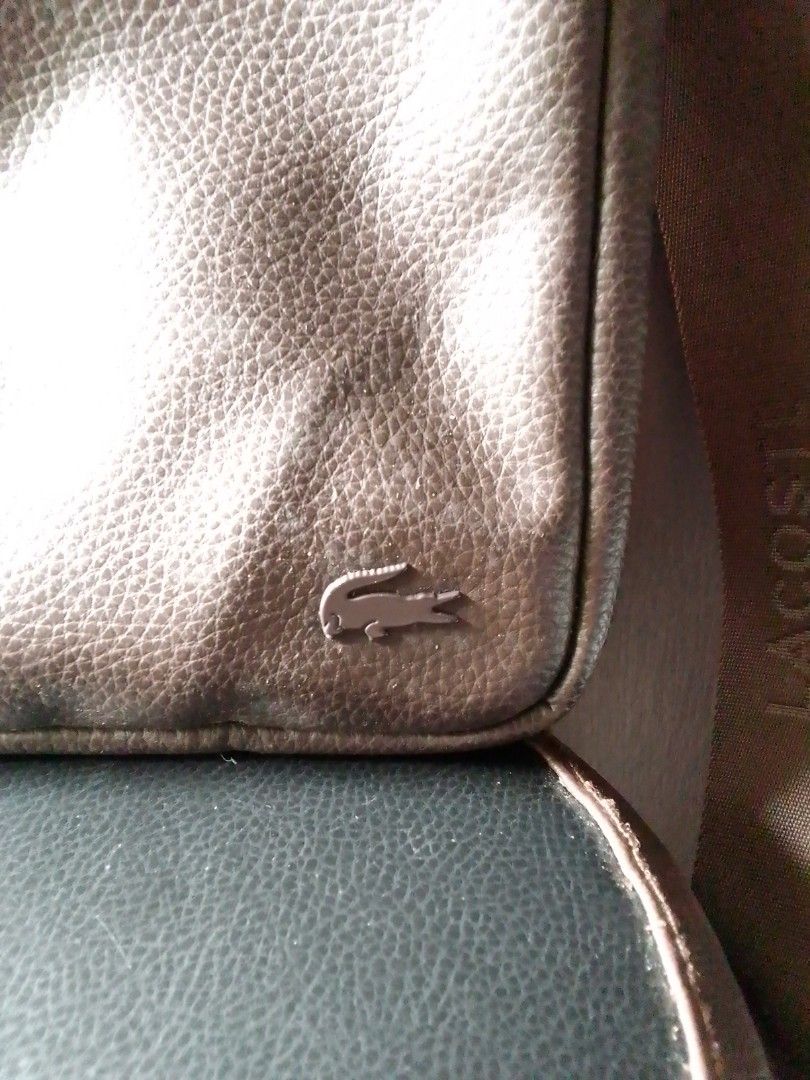 Lacoste black label shop