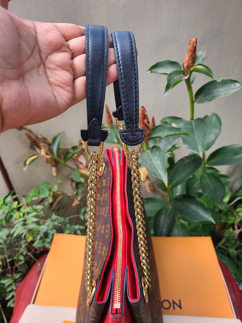 Louis Vuitton (Category: Luxury Bags & Wallets) located in Mabalacat. Submitted by chelsea_manalang42 (Listing ID 1289229533, Image 3). Description: louis vuitton surene mm.