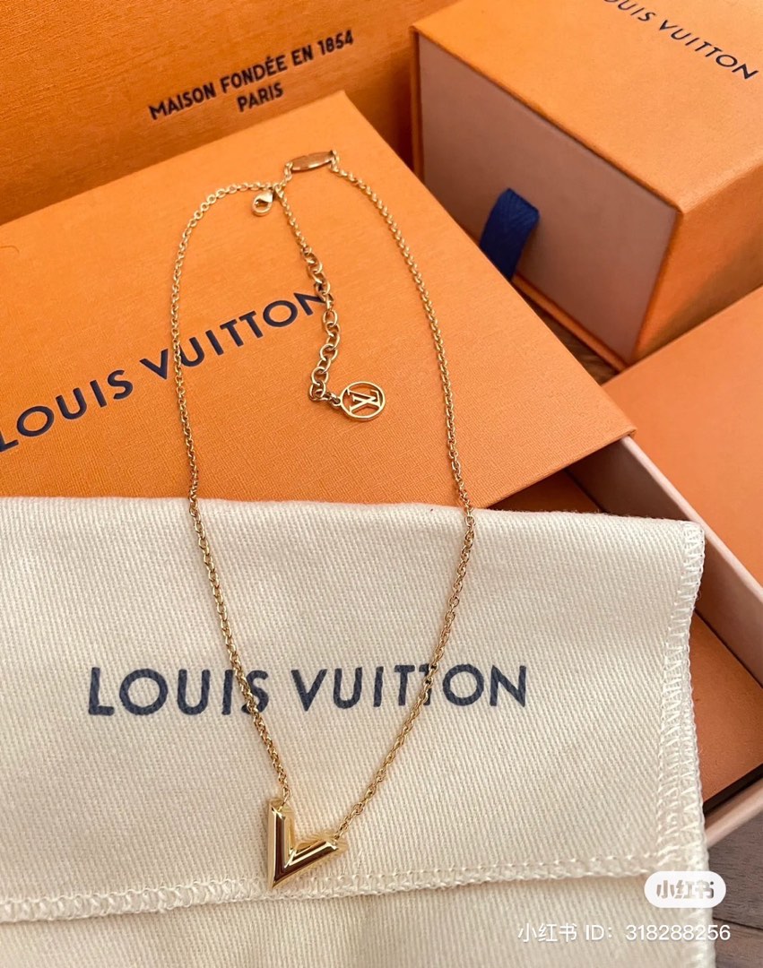 Louis Vuitton Necklace ESSENTIAL V Necklace With... - Depop