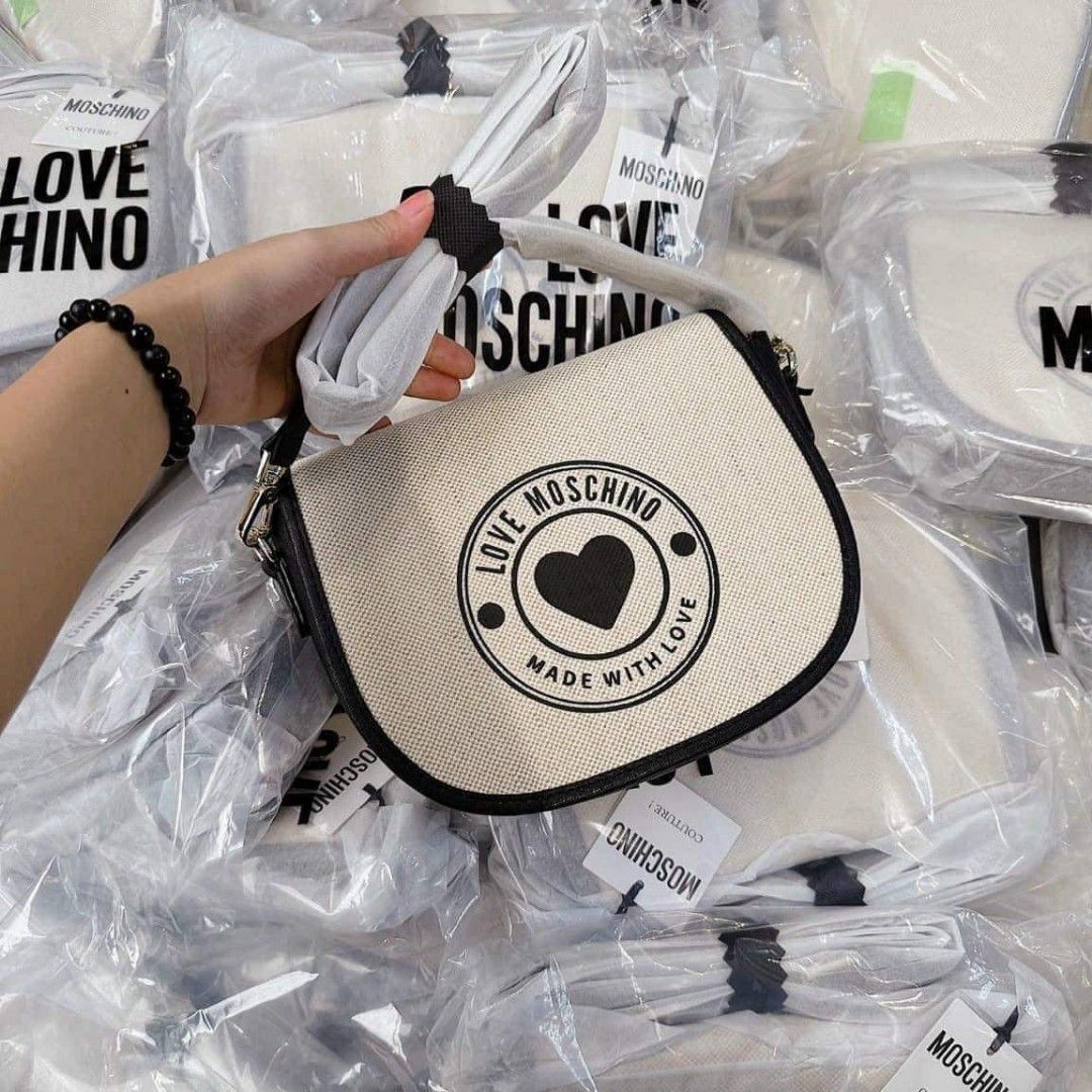 Love moschino sling bag deals