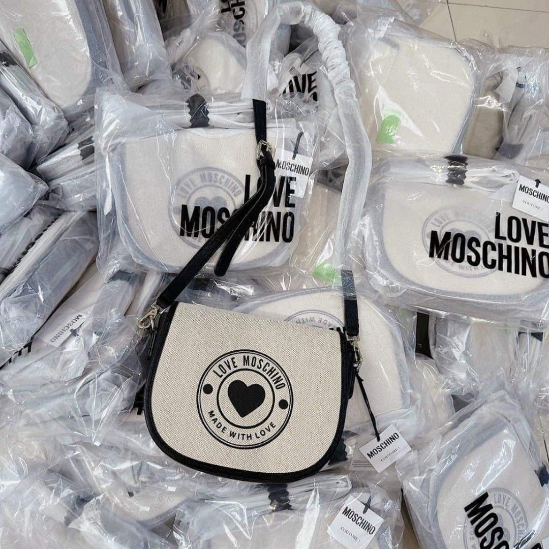 Kuchen and bag moschino hot sale