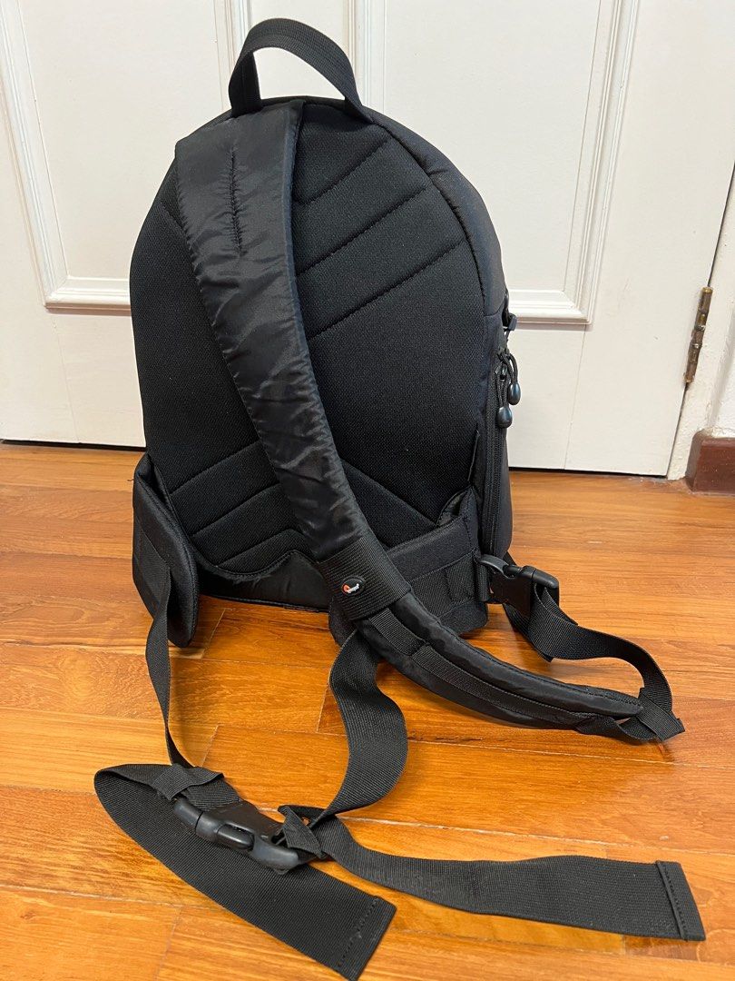 Lowepro Slingshot 300 AW camera bag