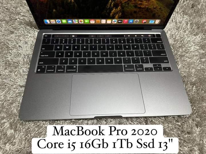 MacBook Pro 13inch i5 16GB 1TB SSD 2017 【公式通販】