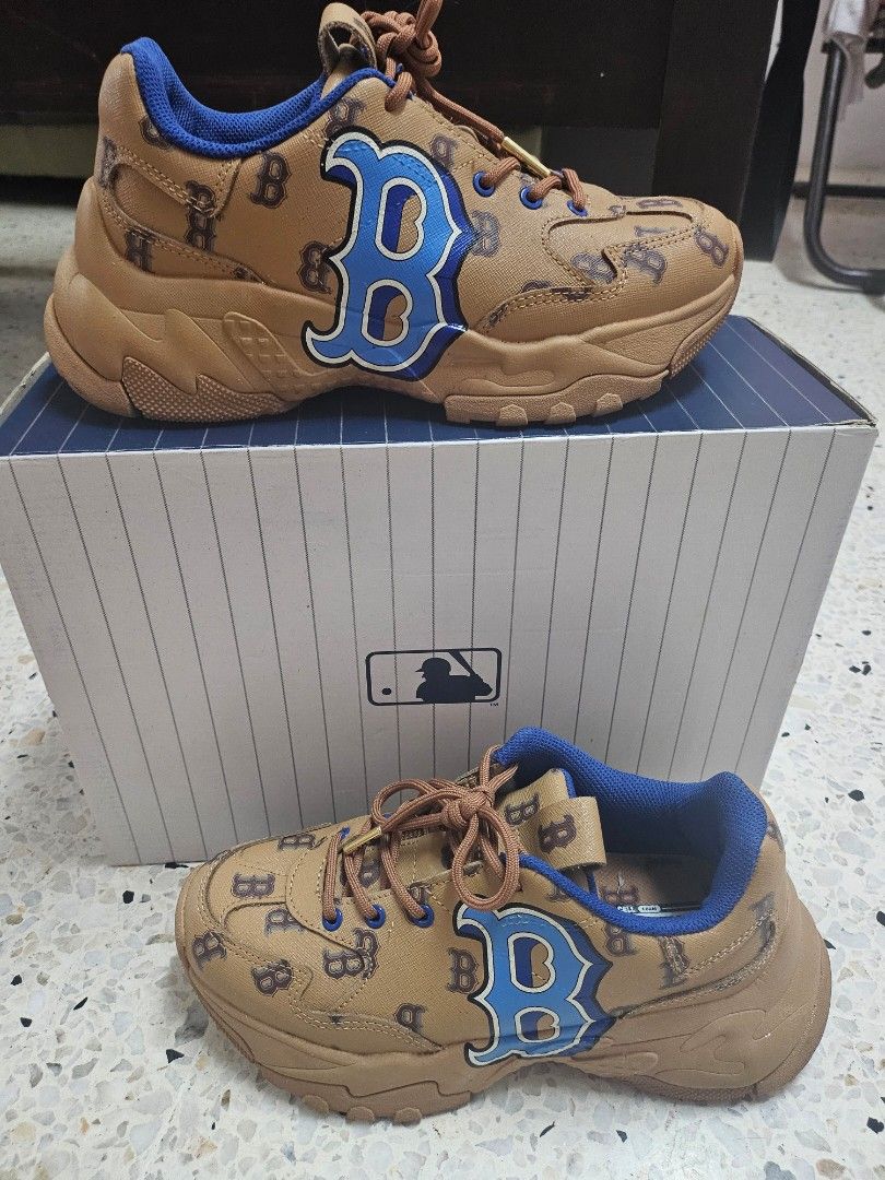 Chunky sneaker mlb hotsell