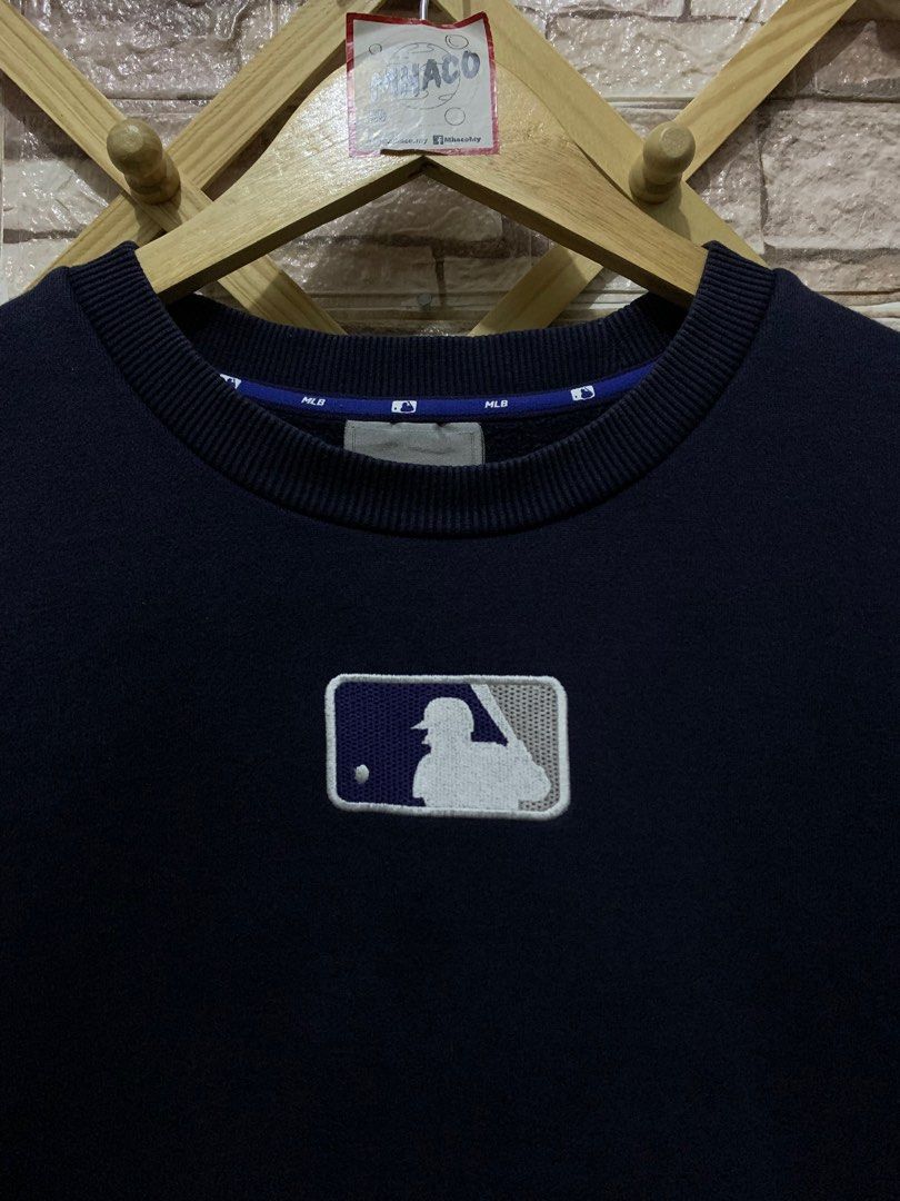 Mlb logo sweatshirt hot sale