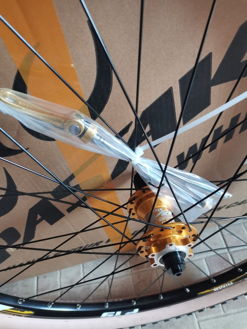 Mountain bike rear wheelset 26 inches LOUD HUB LOUD HUB