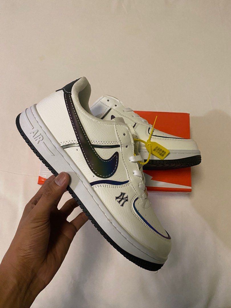 Nike air force v2 2025
