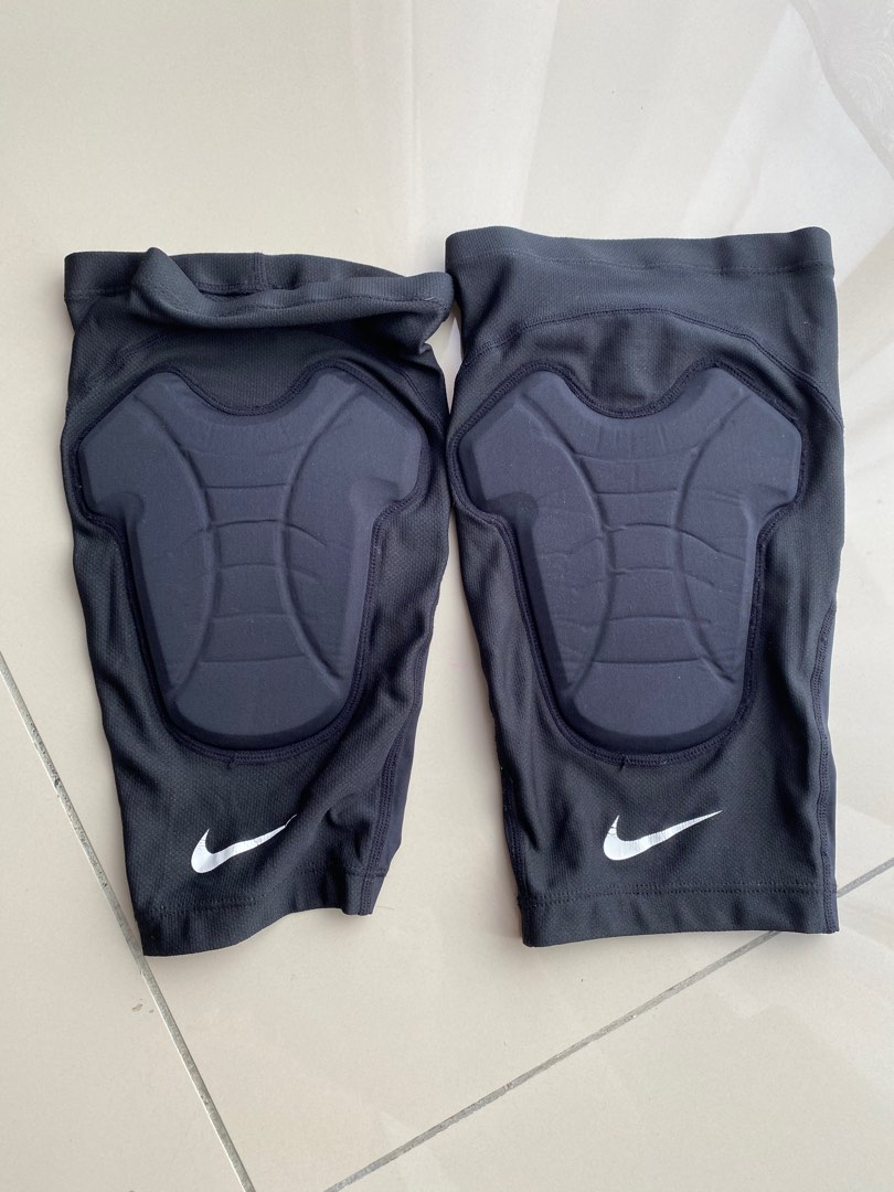 Nike Hyperstrong Padded Knee Sleeves