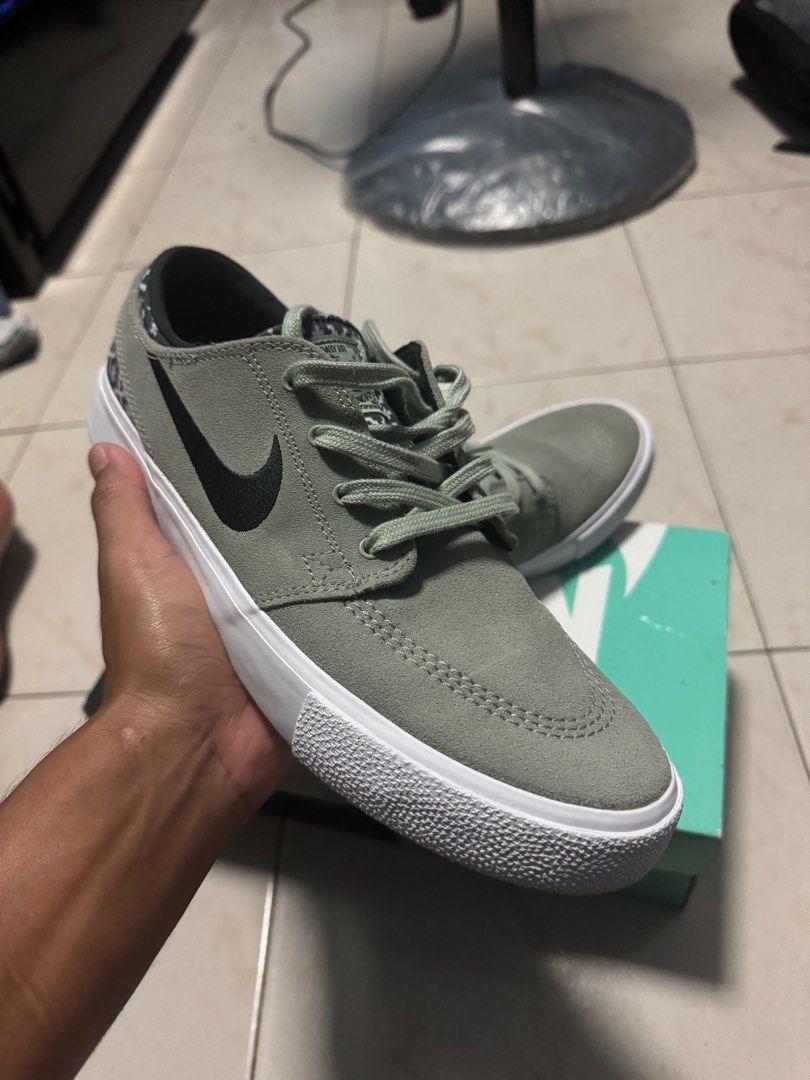 Nike sb zoom hotsell janoski rm prm