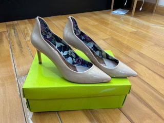 （分類：）位於 。 由 sylviencox 提交（商品編號 1289280730，圖片 1）。簡介： 。