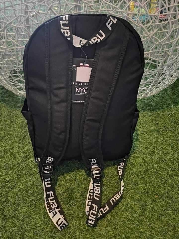 black lululemon backpack new crew Amazon.com | Lululemon Athletica New Crew Backpack (Black)