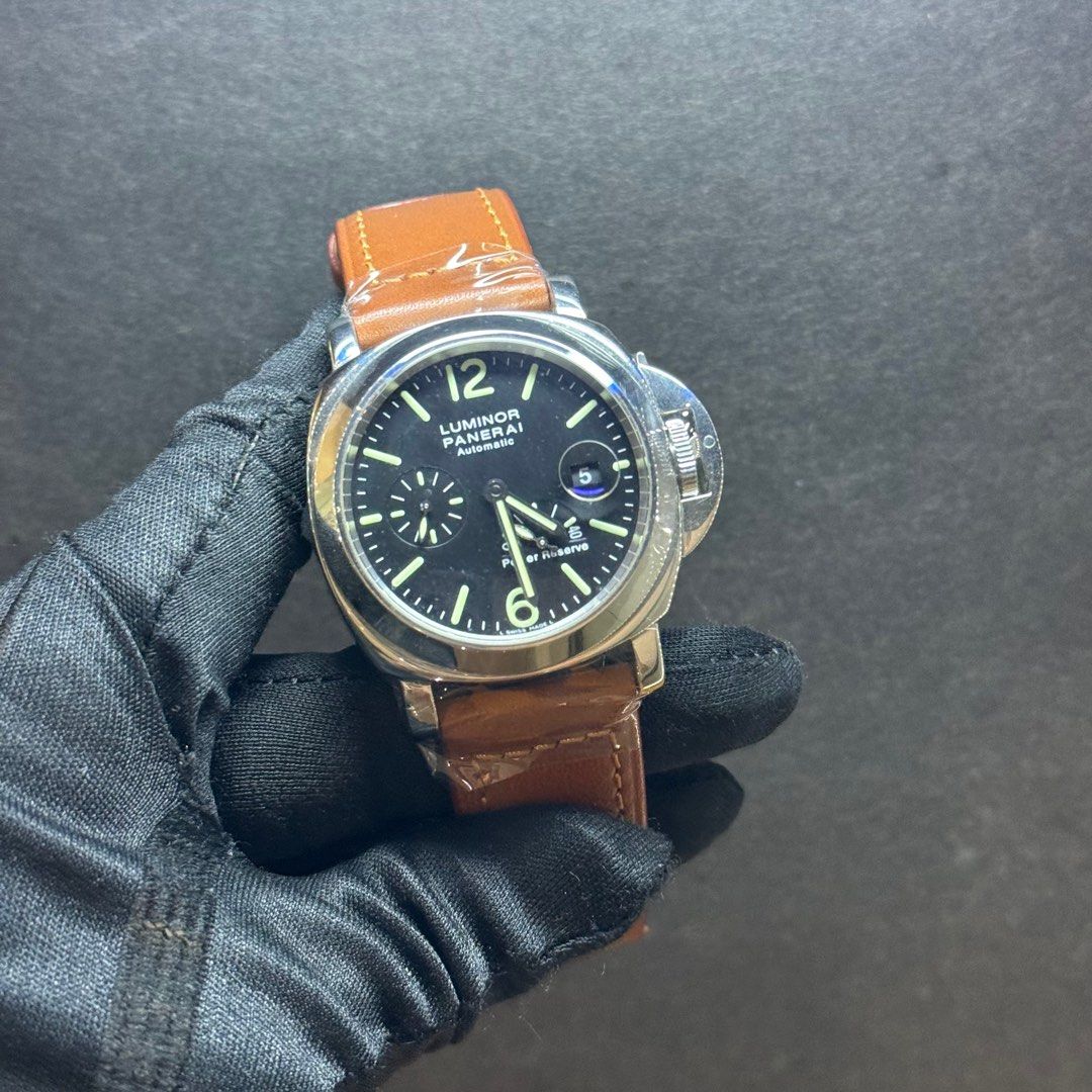 Panerai Pam0090 44mm Power Reserve. Luxury Watches on Carousell