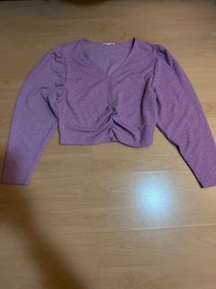 (Category: ) located in . Submitted by Kylieeee__ (Listing ID 1289374222, Image 1). Description: .