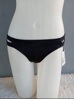 S: Shade & shore black swimwear bottom