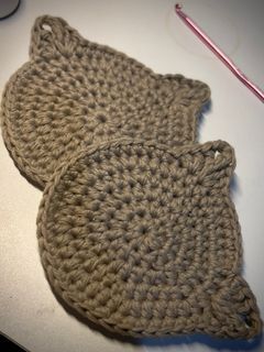 Set of 2 Nude Crochet Coasters (Cat)