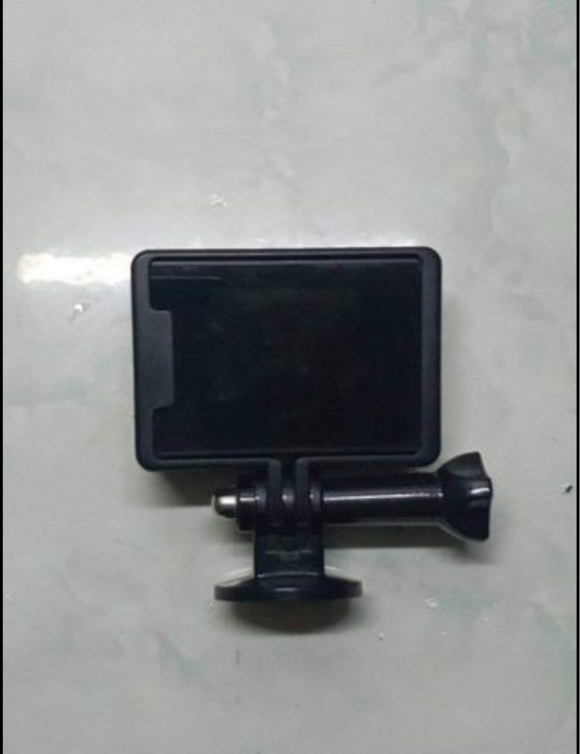 SJCAM 4000 (Category: Cameras) located in Mandaluyong City. Submitted by satinjuniper (Listing ID 1289294974, Image 2). Description: Micro SD card lang kulang Waterproof case and normal case is included RFS: need funds.