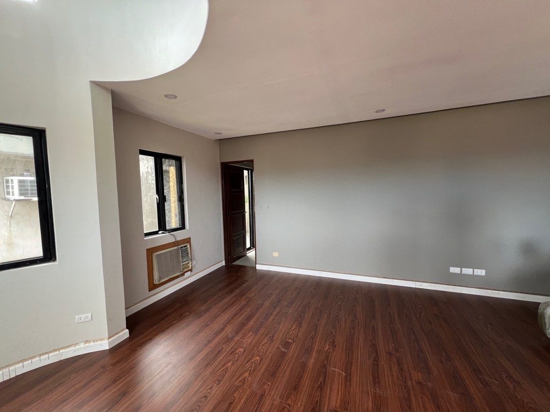 St. Ignatius House & Lot (Category: House & Lot) located in Taguig. Submitted by brokerhanstaneo_09178038728 (Listing ID 1289374469, Image 3). Description: St. Ignatius House & Lot Lot size: 300 sqm 4 Bedrooms 4 car garage P85,000,000 Facing East.