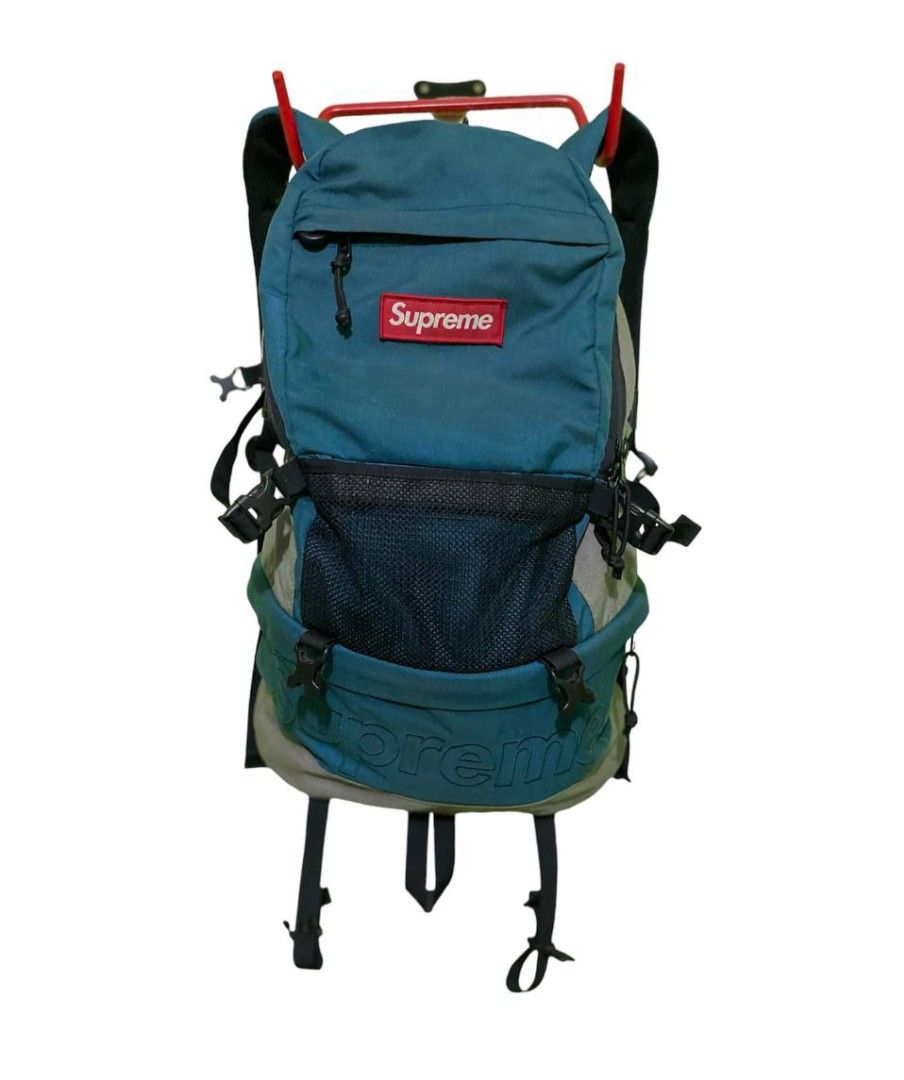 SUPREME A W 15 CONTOUR BACKPACK Men s Fashion Bags Backpacks on Carousell